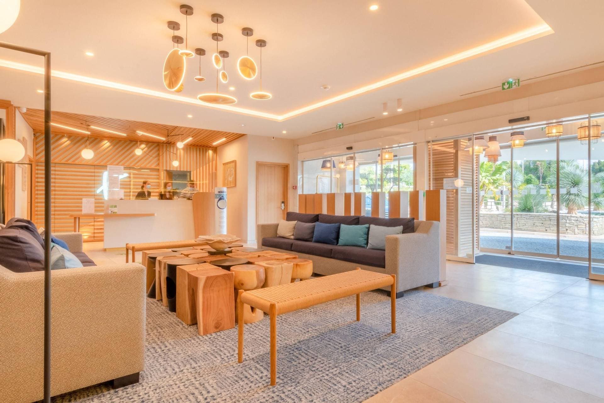Holiday Inn Nice - Saint Laurent du Var by IHG 10
