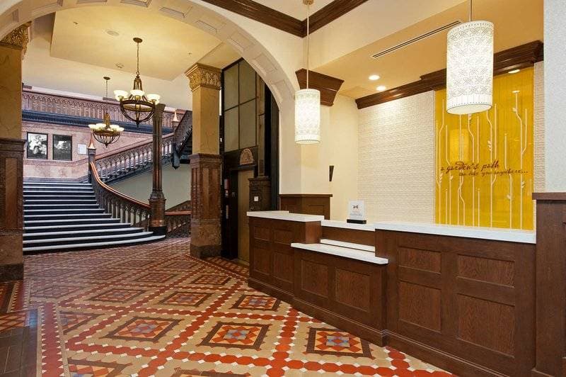 Hilton Garden Inn Milwaukee Downtown 12