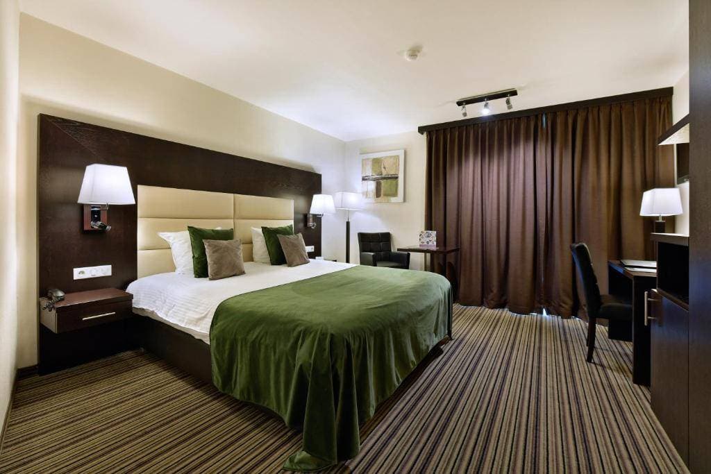 Van der Valk Hotel Charleroi Airport  16
