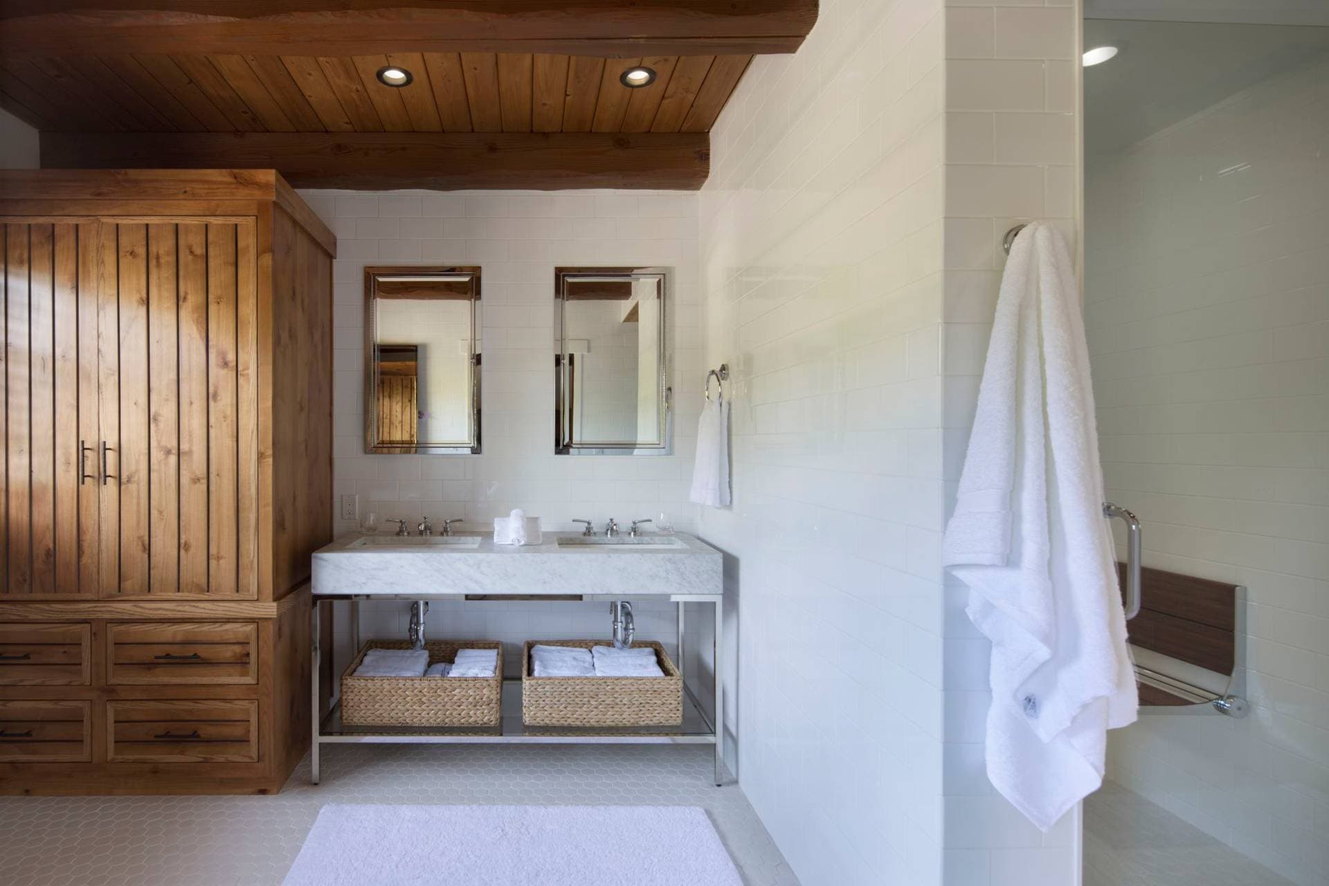 Rancho Caymus Inn 18