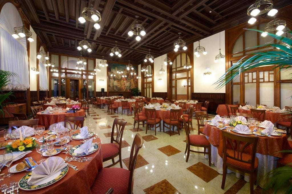Grand Hotel Piazza Borsa 6