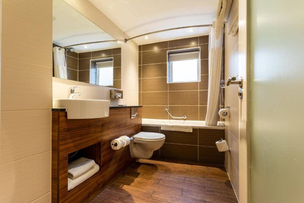 Holiday Inn Jesmond - Newcastle  11