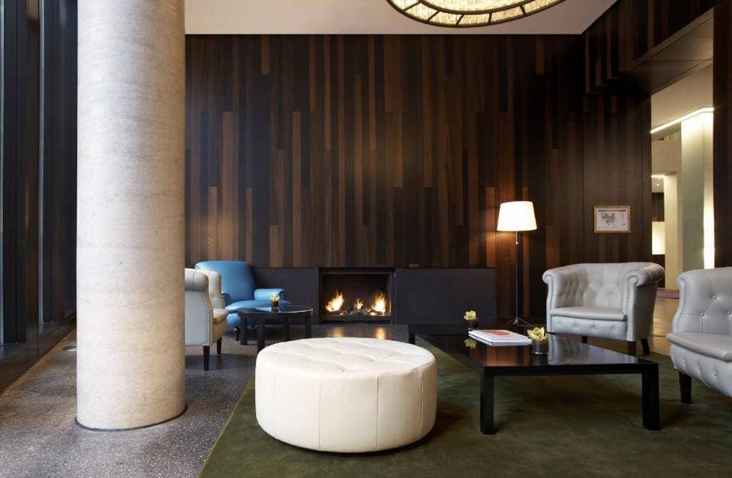 Empire Riverside Hotel 6