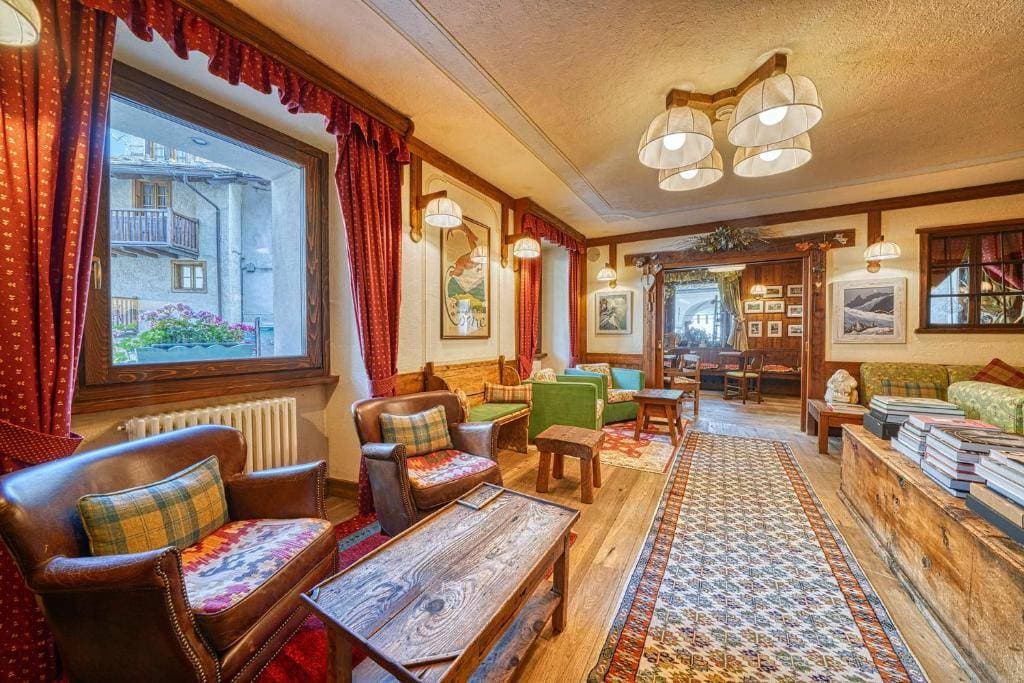 Hôtel du Grand Paradis 8
