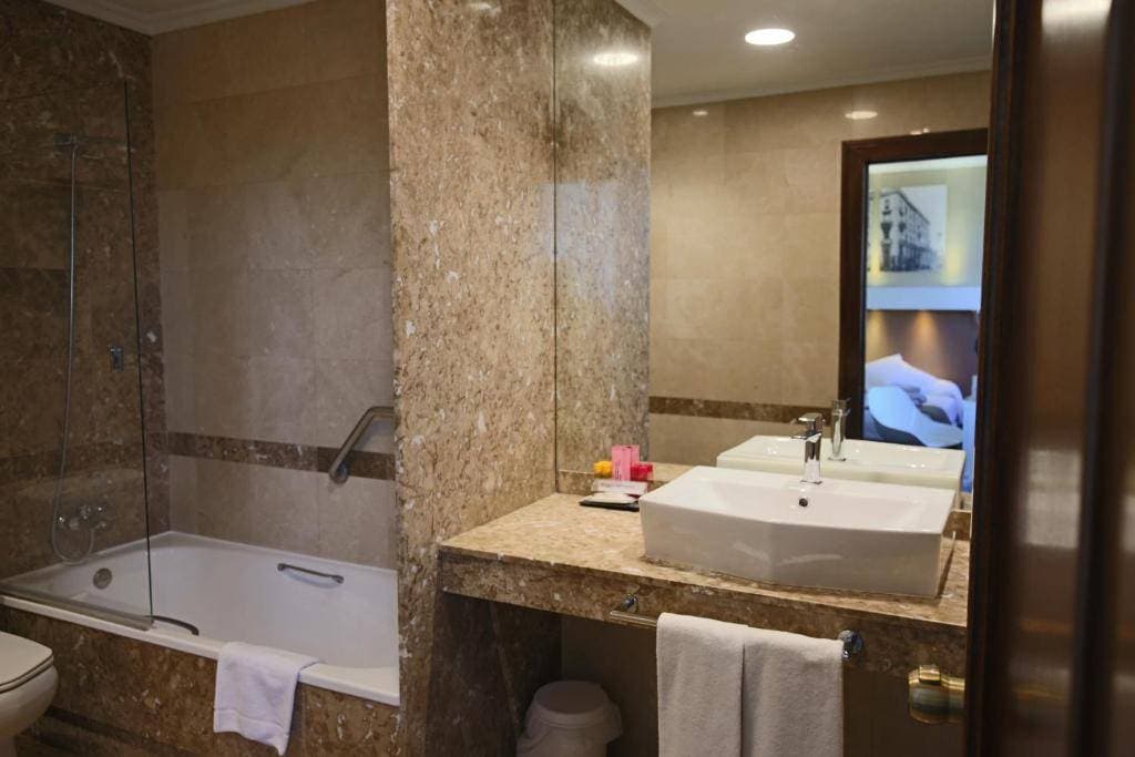 Gran Hotel Espana 14