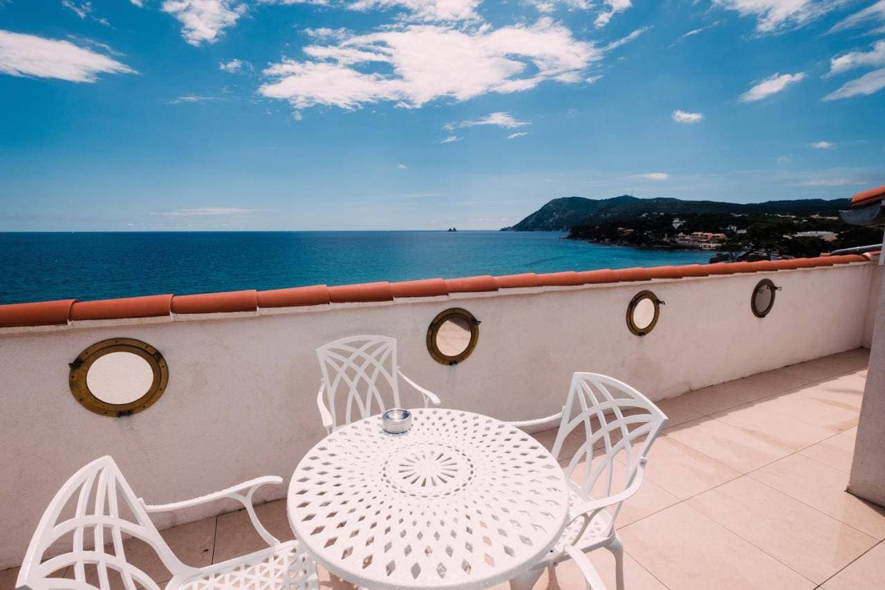 Le Grand Hôtel des Sablettes 8