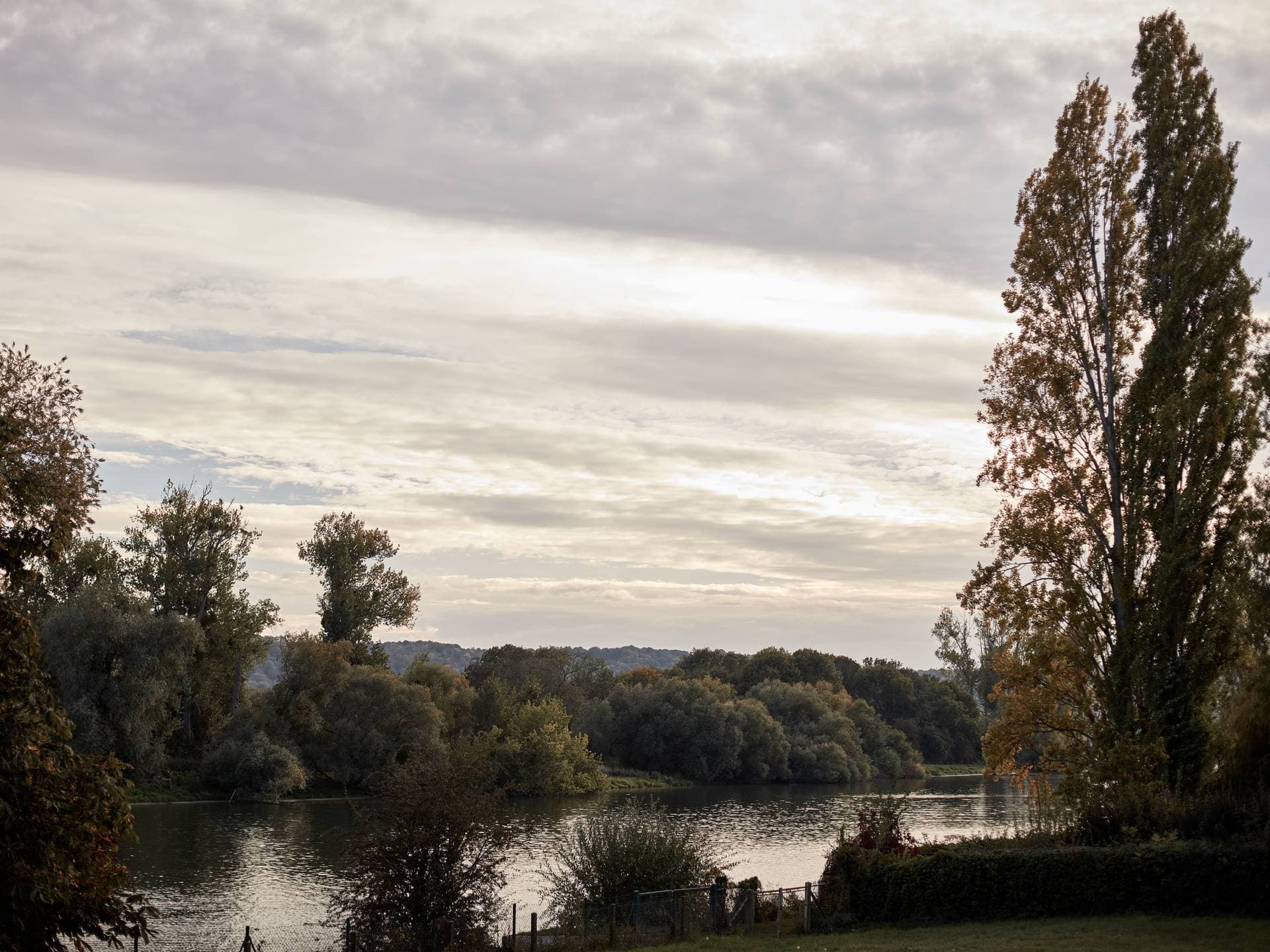 Riverside House Normandy 13