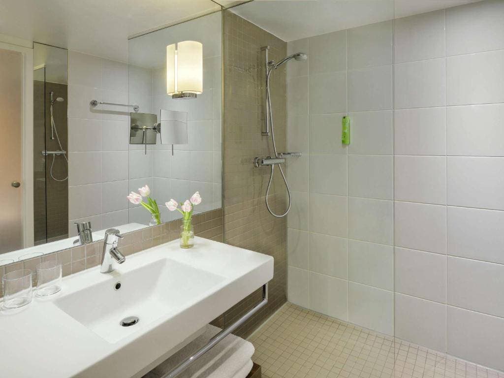 Mövenpick Hotel Amsterdam City Centre 13
