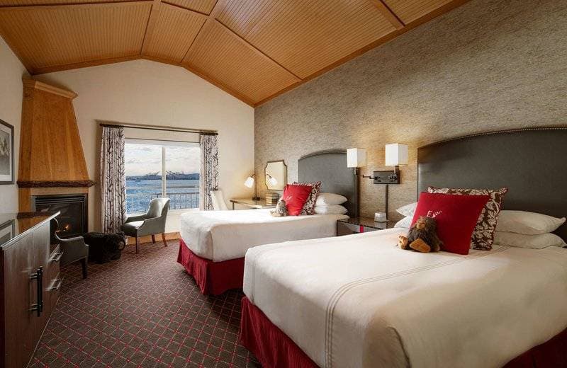 The Edgewater Hotel 19