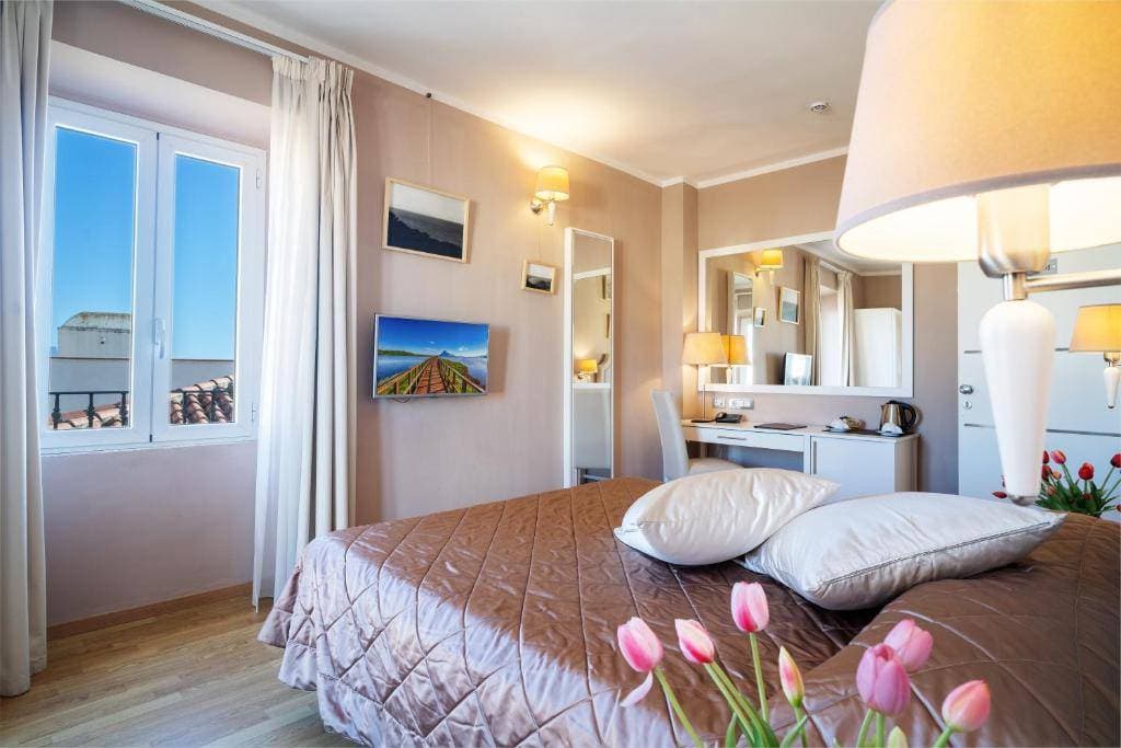 Hotel Centrale 6