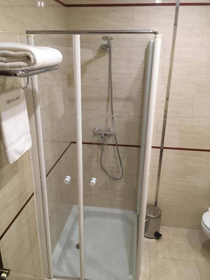 Hotel Manolo Mayo 17