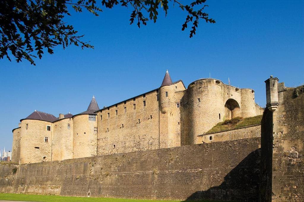 L'Hôtel Le Château Fort 1