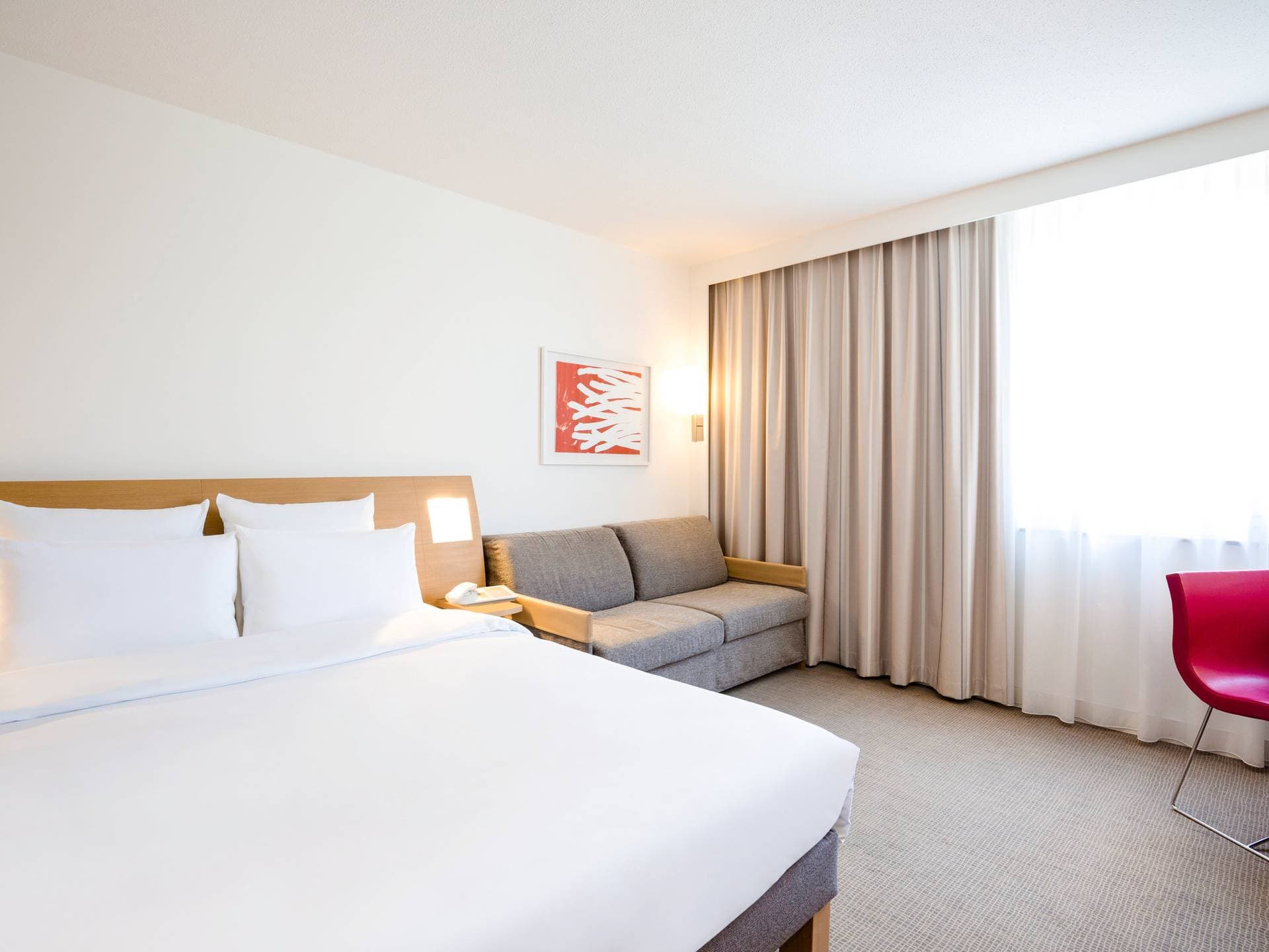 Novotel Pau Pyrénées 25