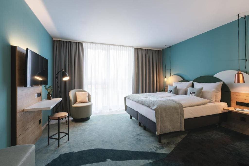 Holiday Inn - the niu, Cure Erlangen 8