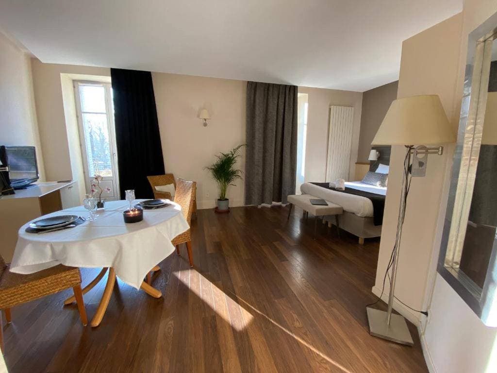 Hôtel CERISE Luxeuil Les Sources 14