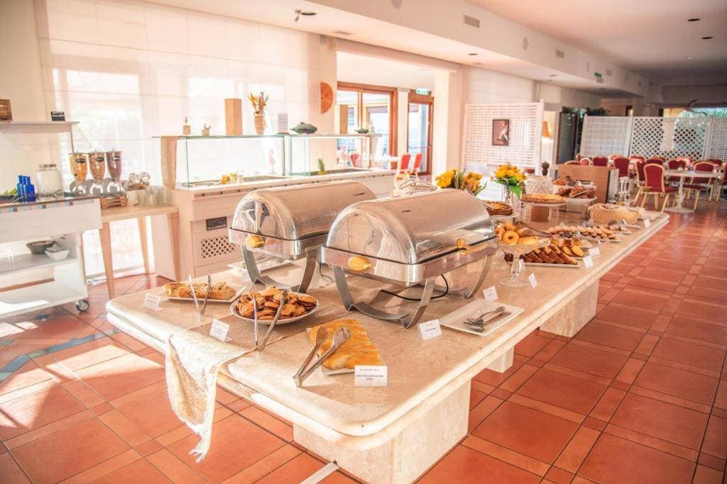 Hotel Santa Gilla 6