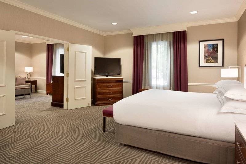 Hilton St. Louis Frontenac 35