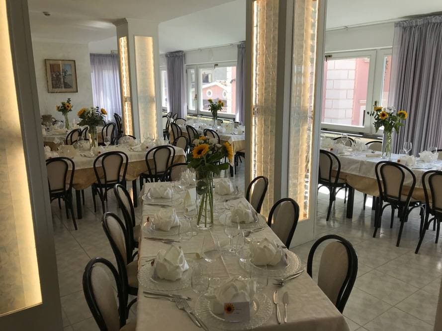 Hotel Ristorante Borgo La Tana 12
