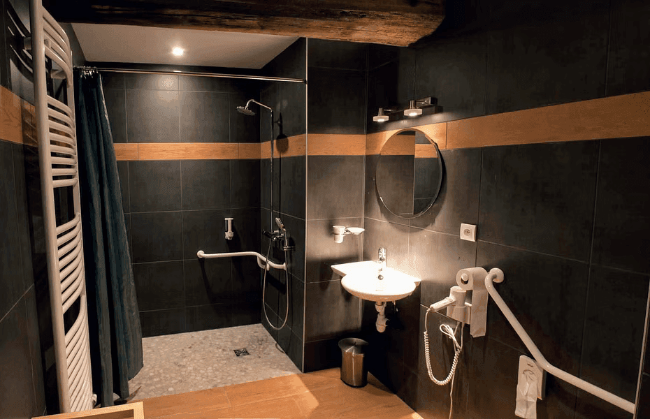 La Borde Family Ecolodge 11