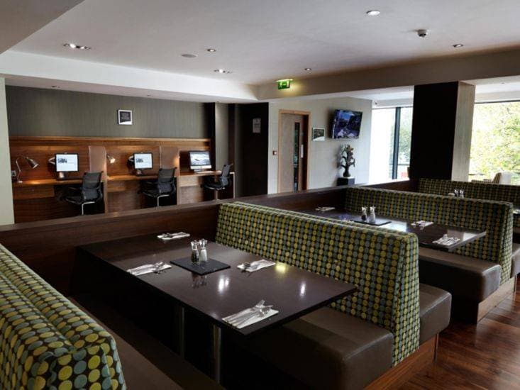Holiday Inn Bristol City Centre 9