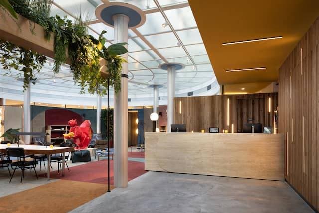 Motto by Hilton Rotterdam Blaak 8