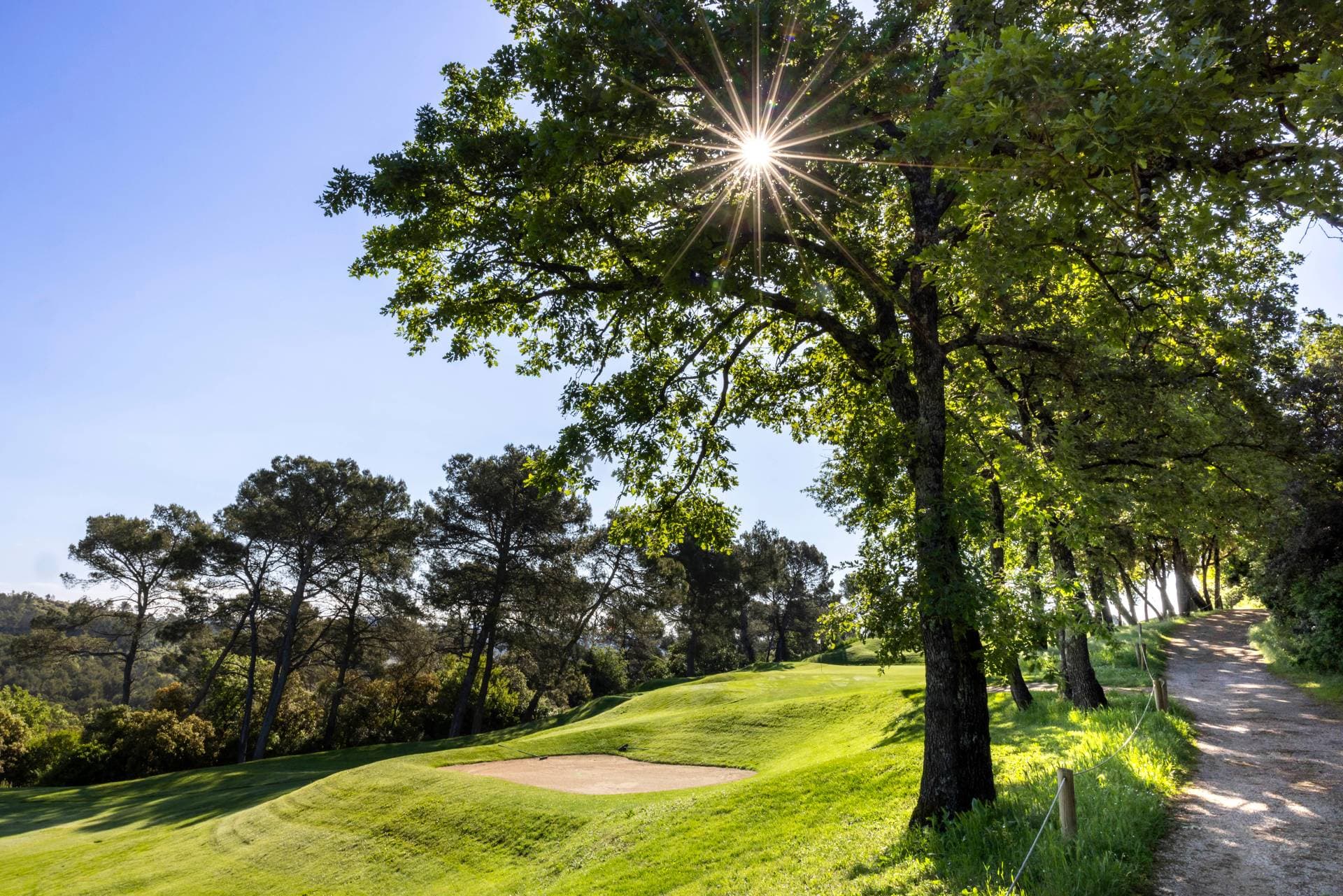  Mercure**** Golf Hôtel  & Spa de Barbaroux 16