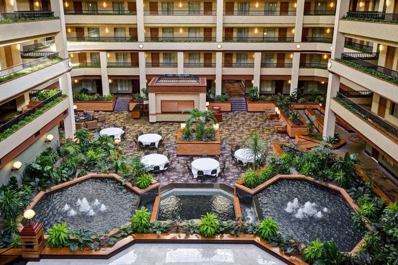 Embassy Suites by Hilton Lexington/UK Coldstream 16