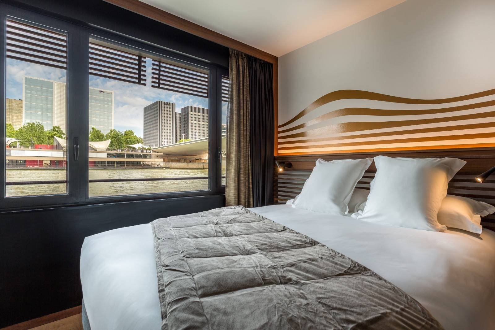 L'hôtel Off Paris Seine 22