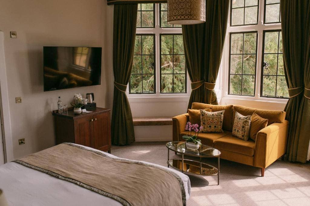 The Elvetham 24
