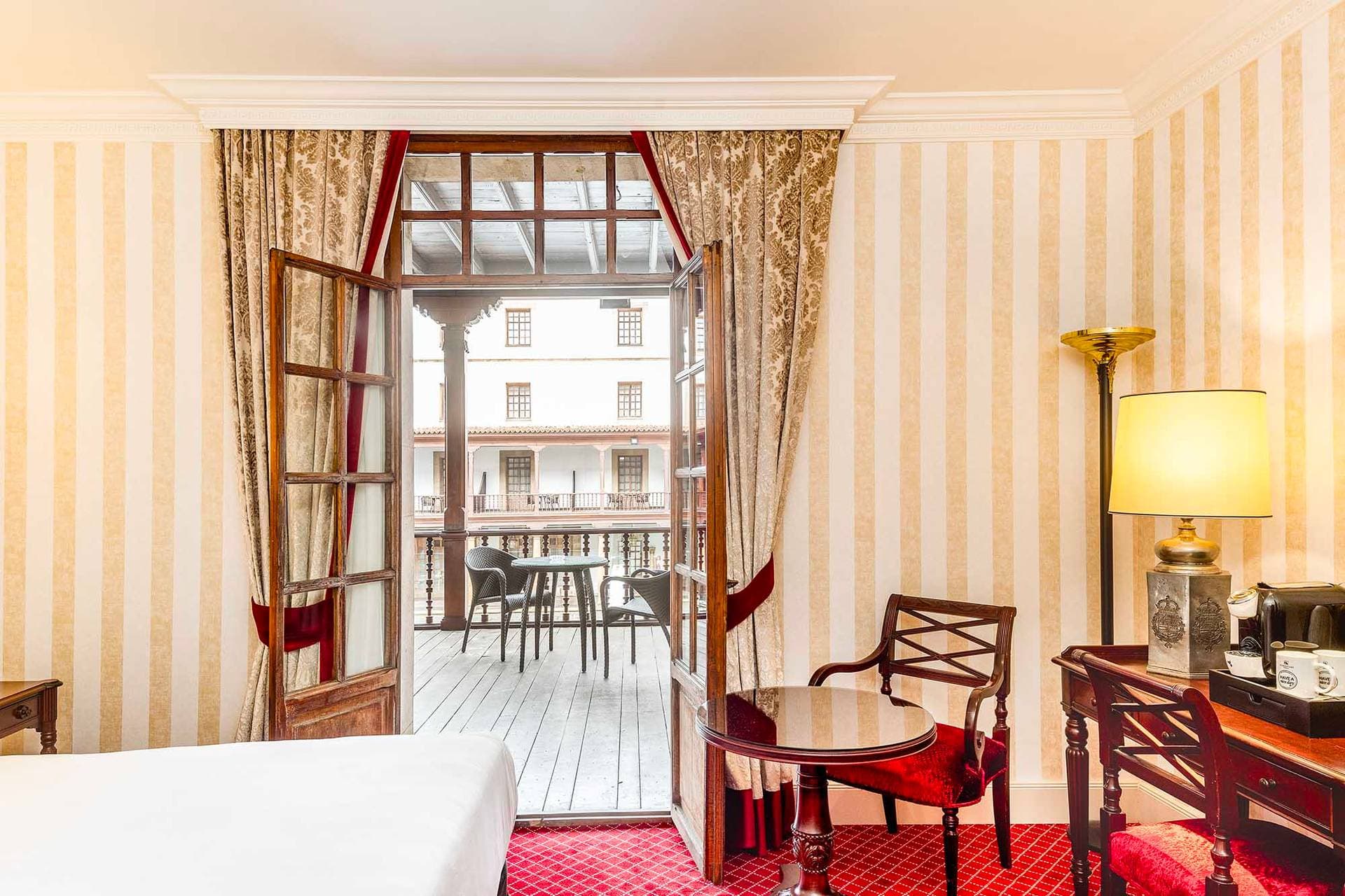Eurostars Hotel de la Reconquista 18
