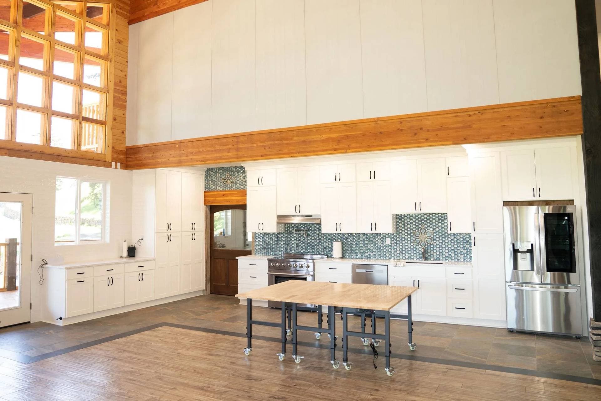 Scholls Valley Lodge 10