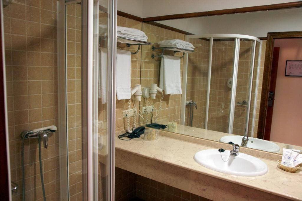 Balneario Cervantes 12