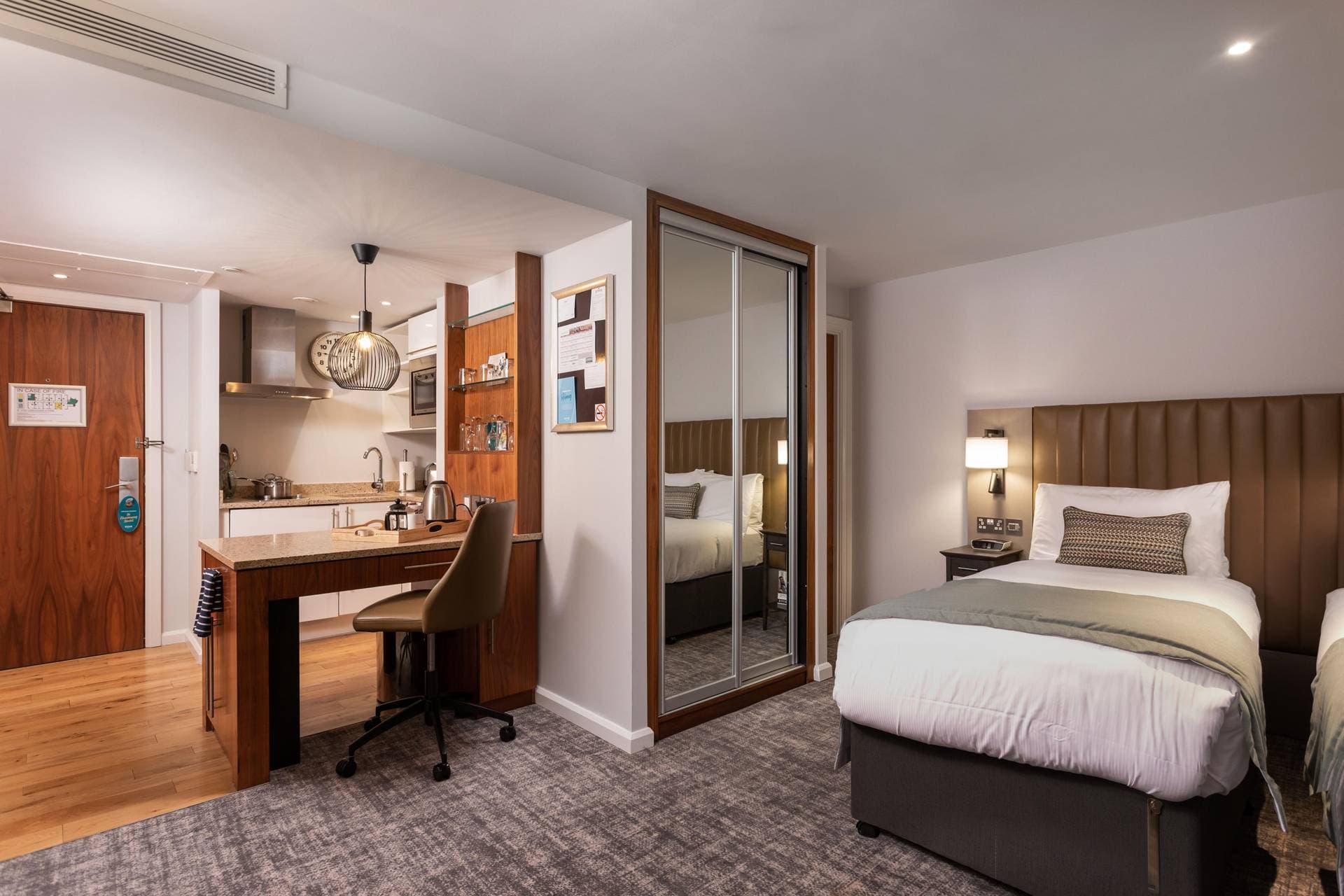 Staybridge Suites Newcastle 7