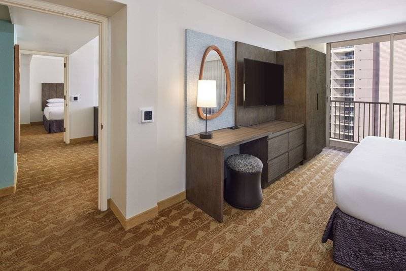 Embassy Suites Waikiki Beach Walk 59