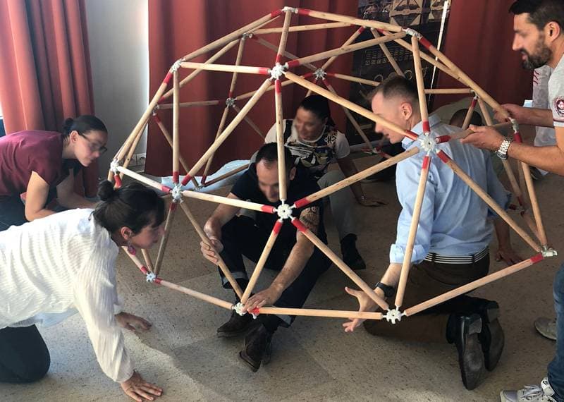 Atelier construction dôme