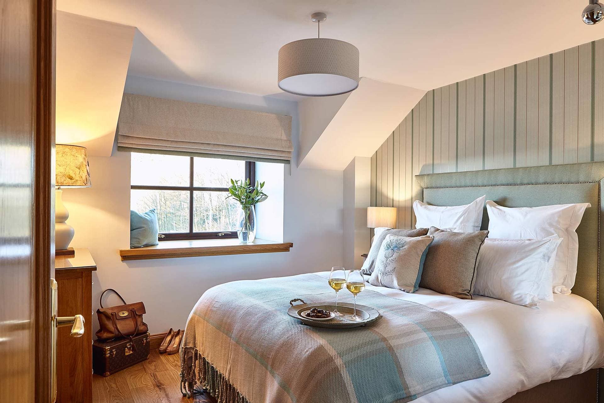 Hawkswood Country Estate 13