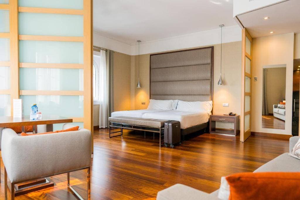 Hotel Compostela 6
