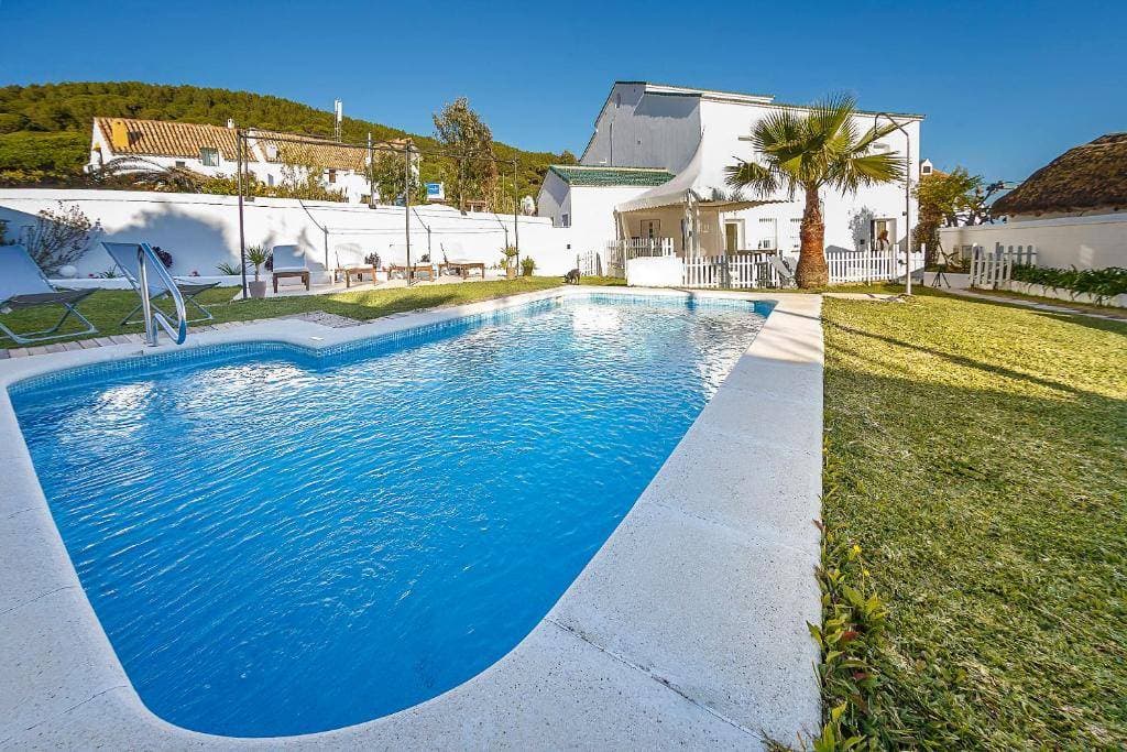 Hotel La Brena 3