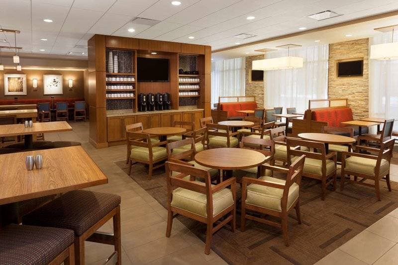 Hyatt Place Austin Downtown 29