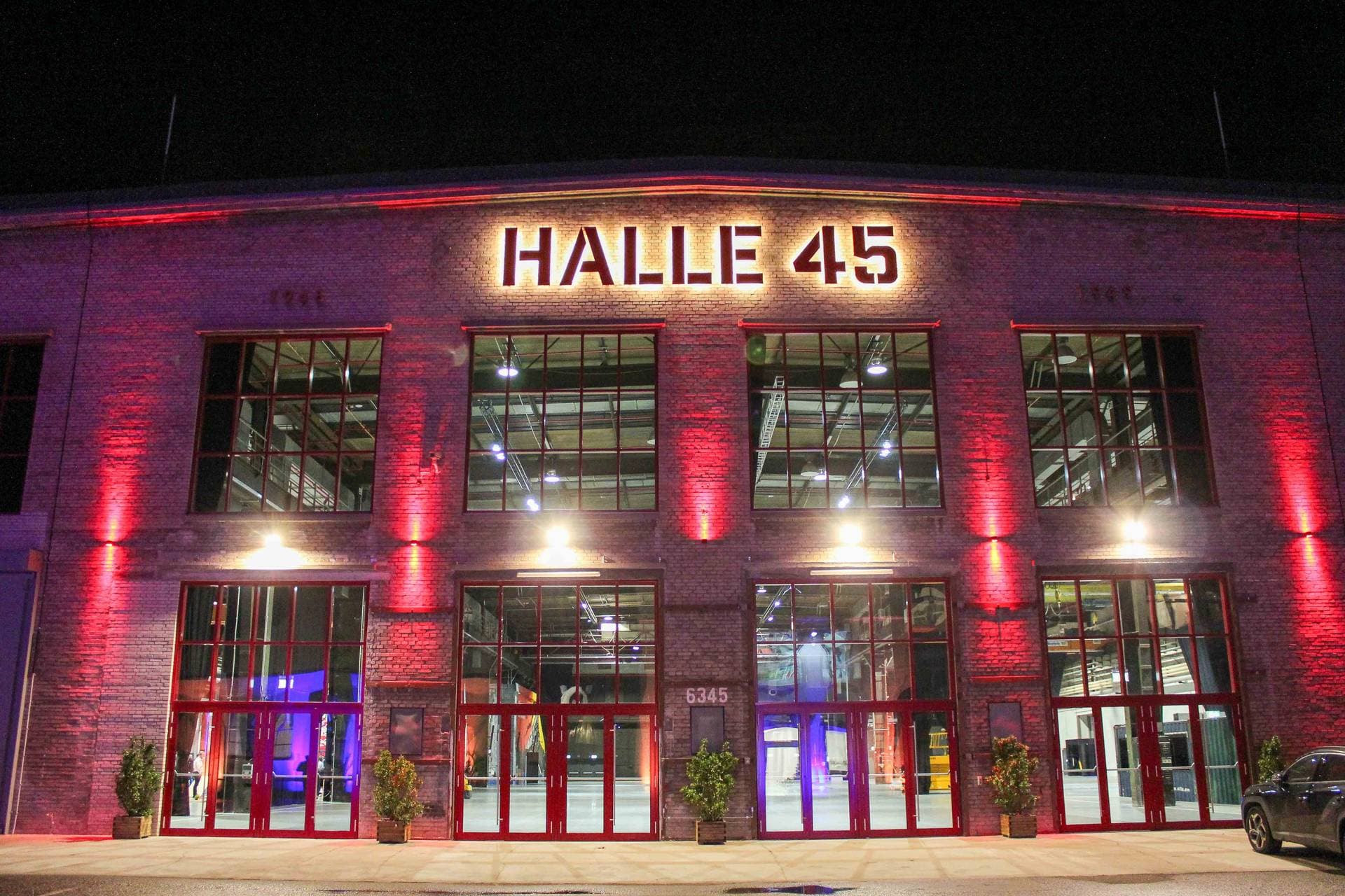 HALLE 45 3