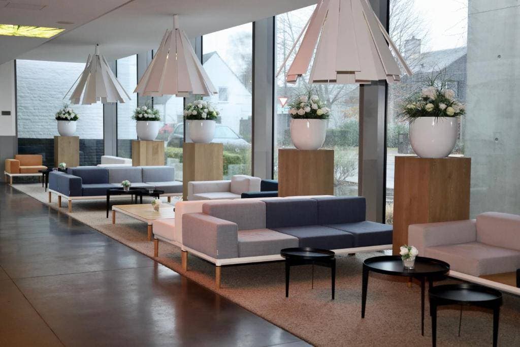 D-Hotel 4