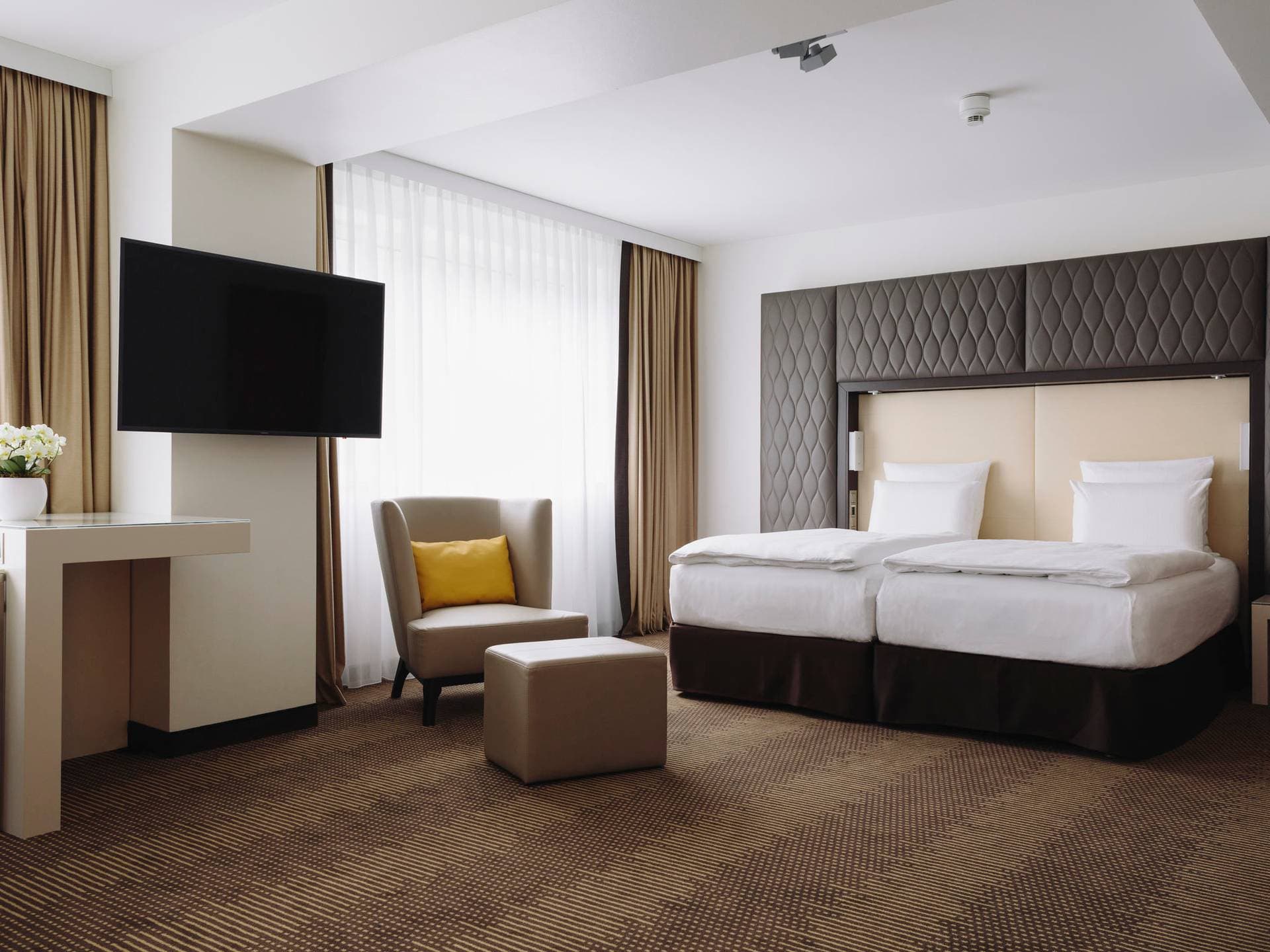 Pullman Berlin Schweizerhof 7