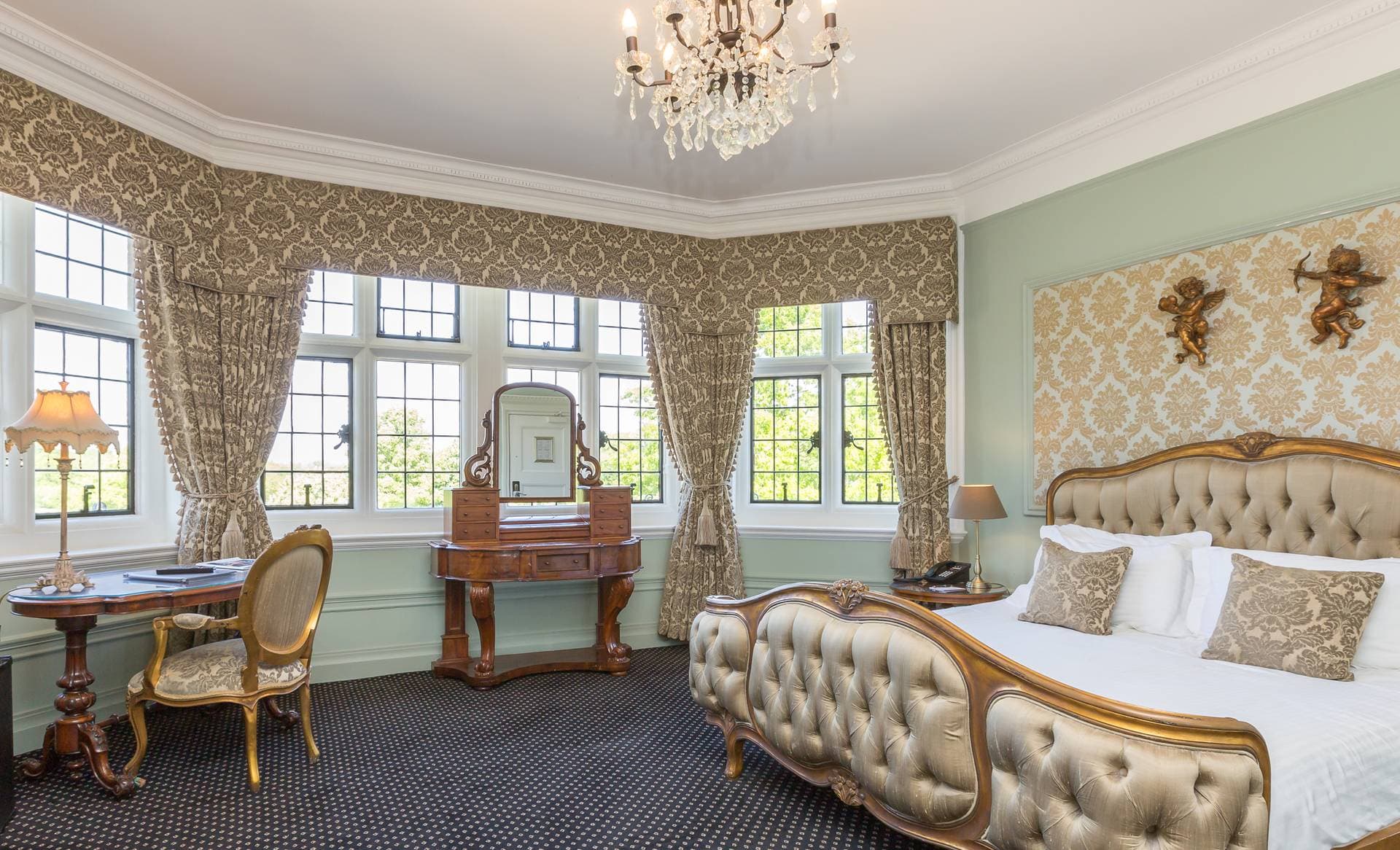 Greenwoods Hotel & Spa 26