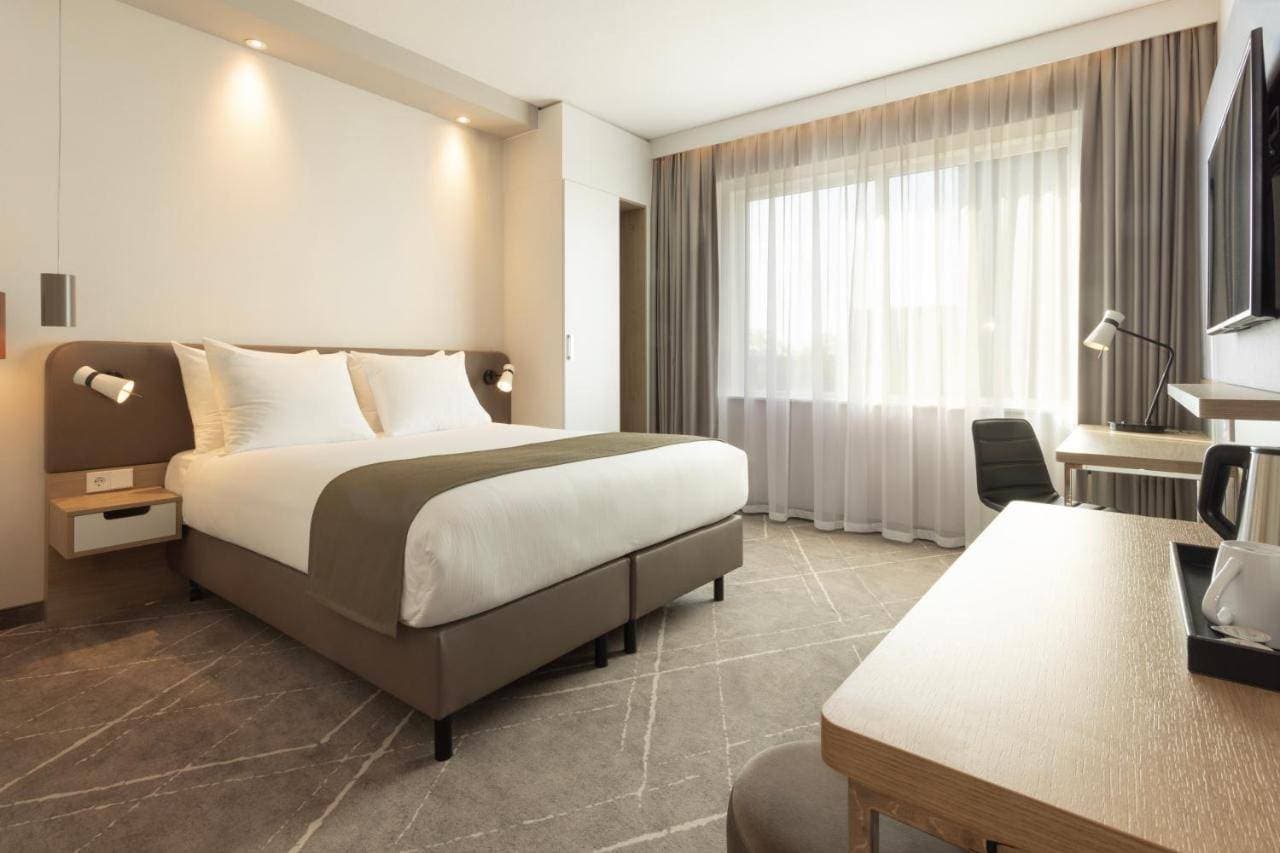 Holiday Inn - Eindhoven Airport by IHG 8