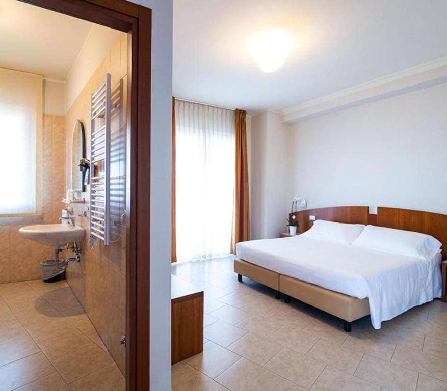 Hotel Meridiano 27
