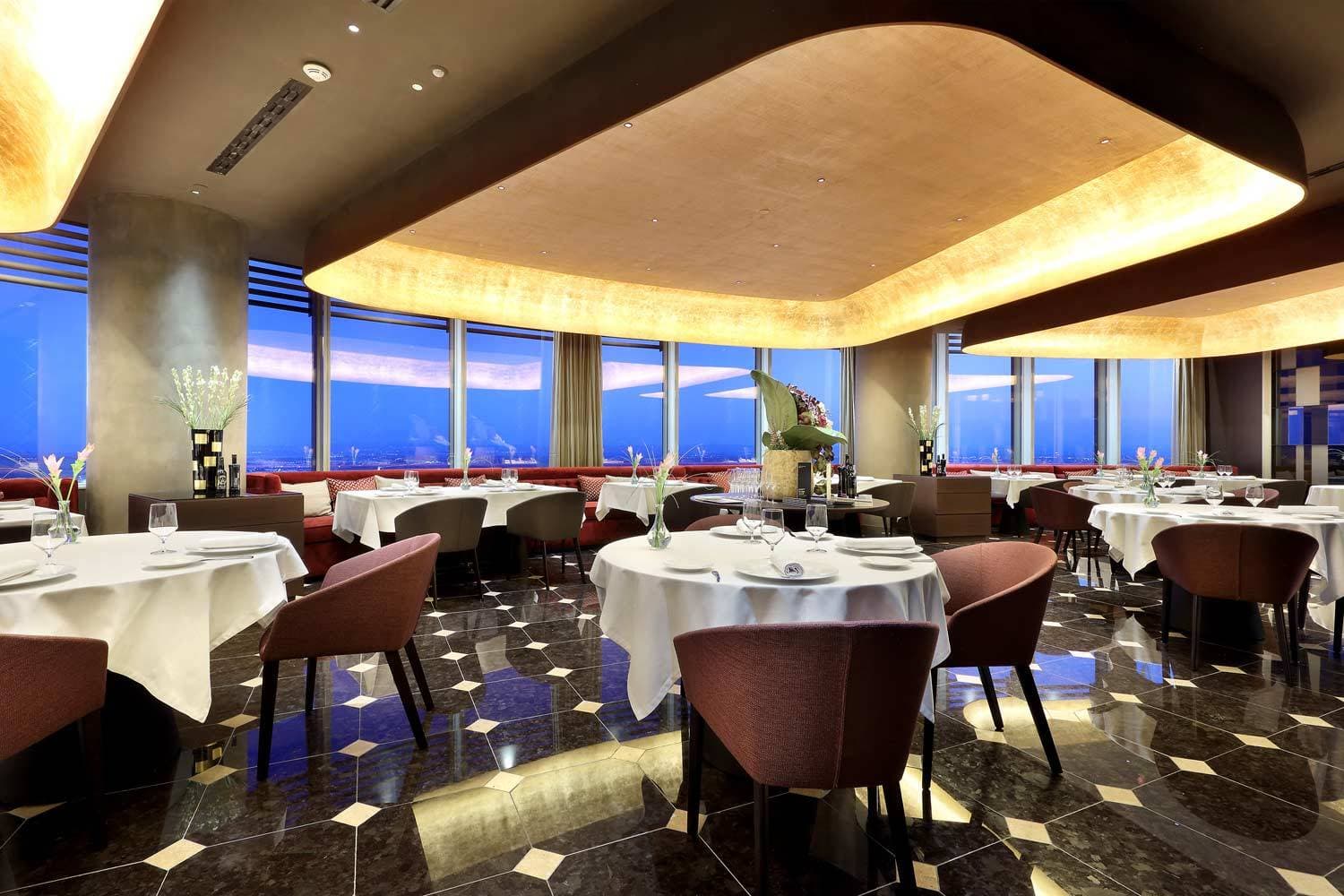 Eurostars Torre Sevilla 12