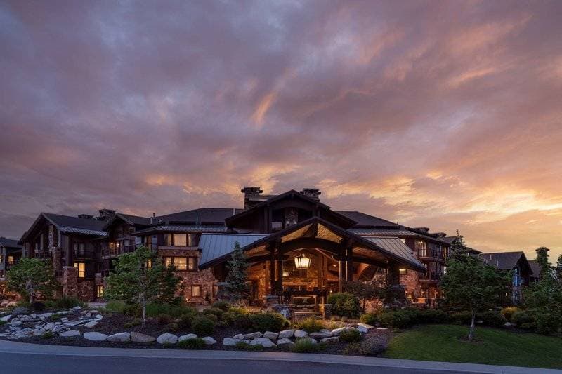 Waldorf Astoria Park City 10