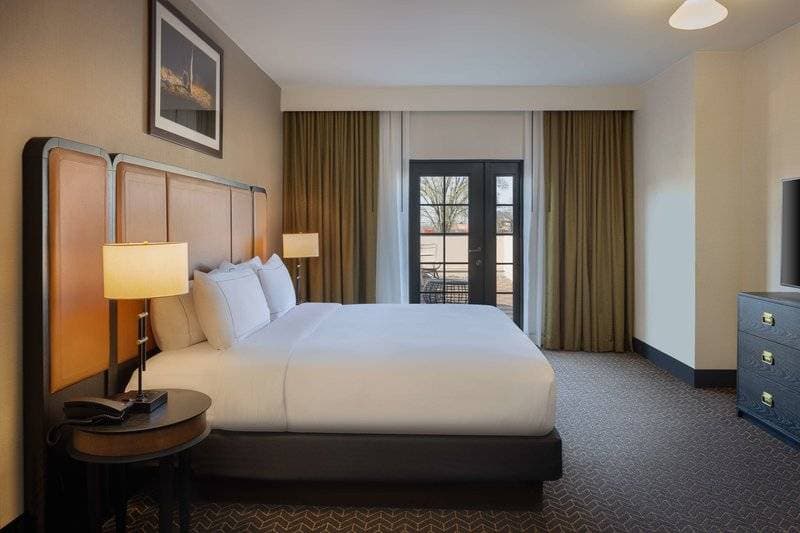 Doubletree Guest Suites Lexington 18
