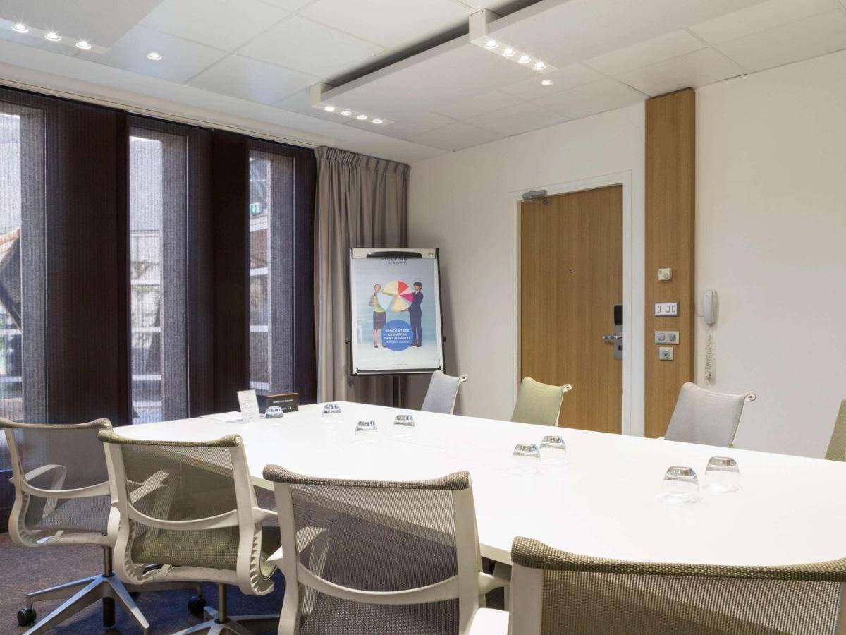 Novotel Paris Charles de Gaulle Airport  9