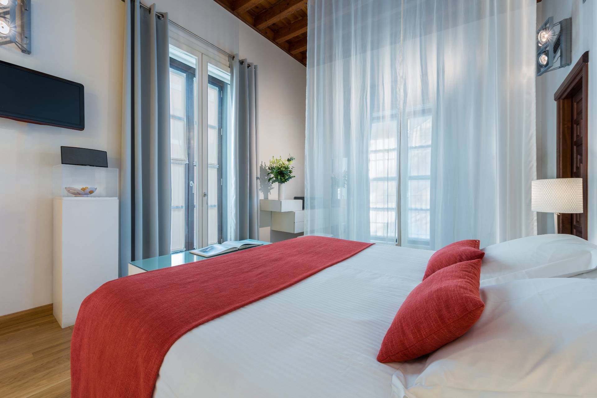 GAR ANAT BOUTIQUE HOTEL 3